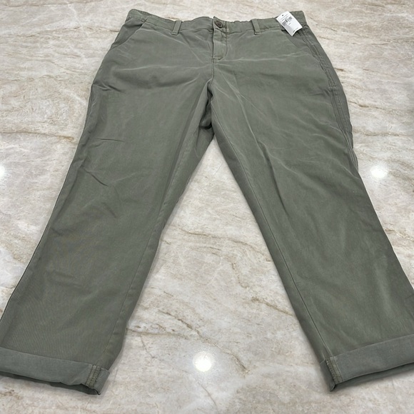 NEW GAP Girlfriend Chinos‎ | "Temporal" Olive Green | Petite 8 (8P) - Picture 3 of 11